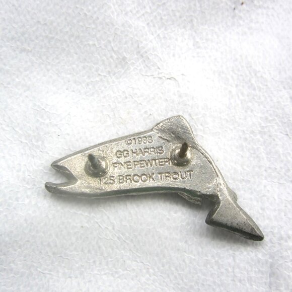 VTG 1988 PEWTER BASS PIN, SIGNED GG HARRIS #125 - Picture 3 of 4